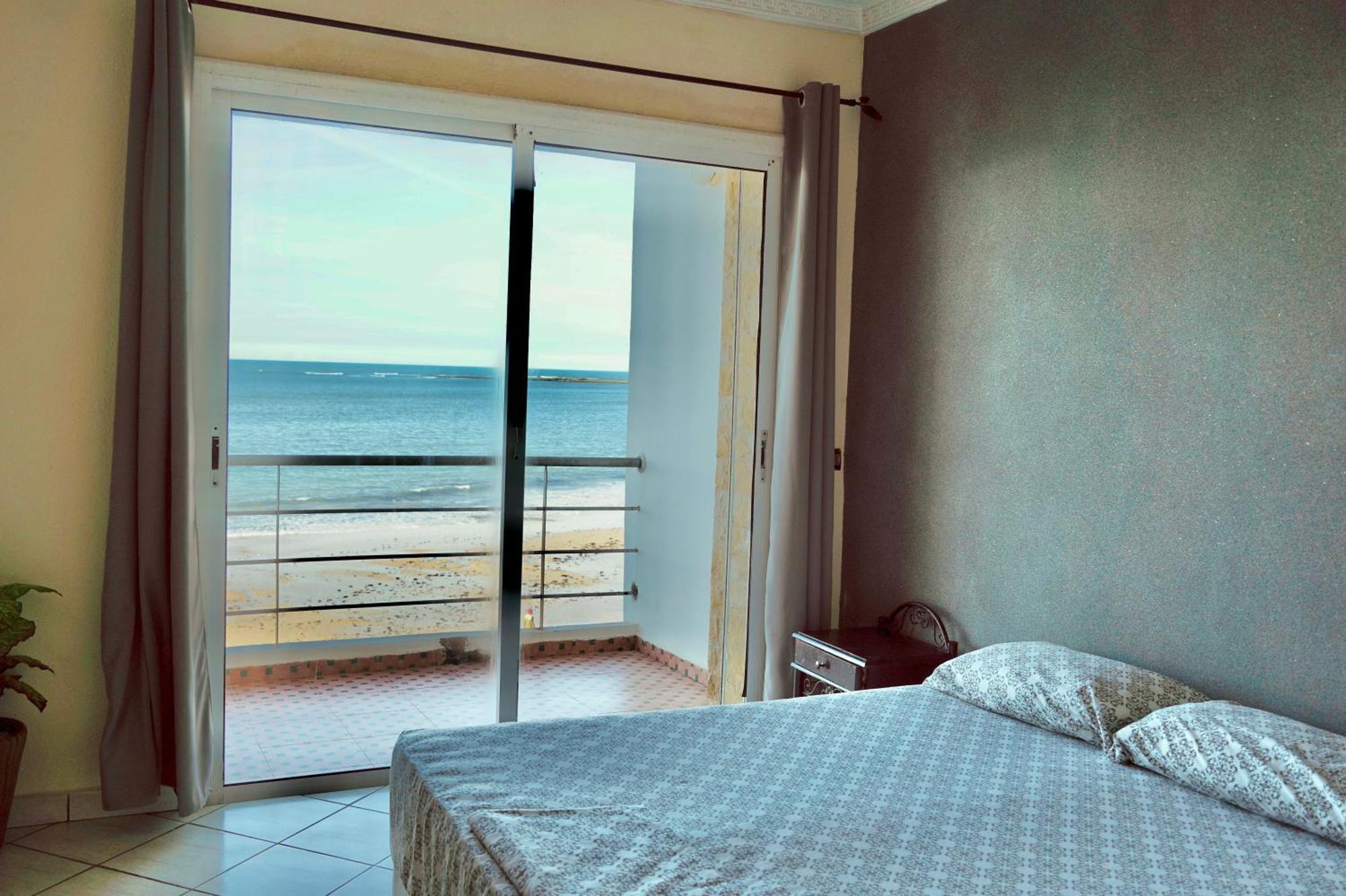 Splendid Beachfront Villa In Sidi Bouzid Beach With Pool Douar Ourlali Exterior photo