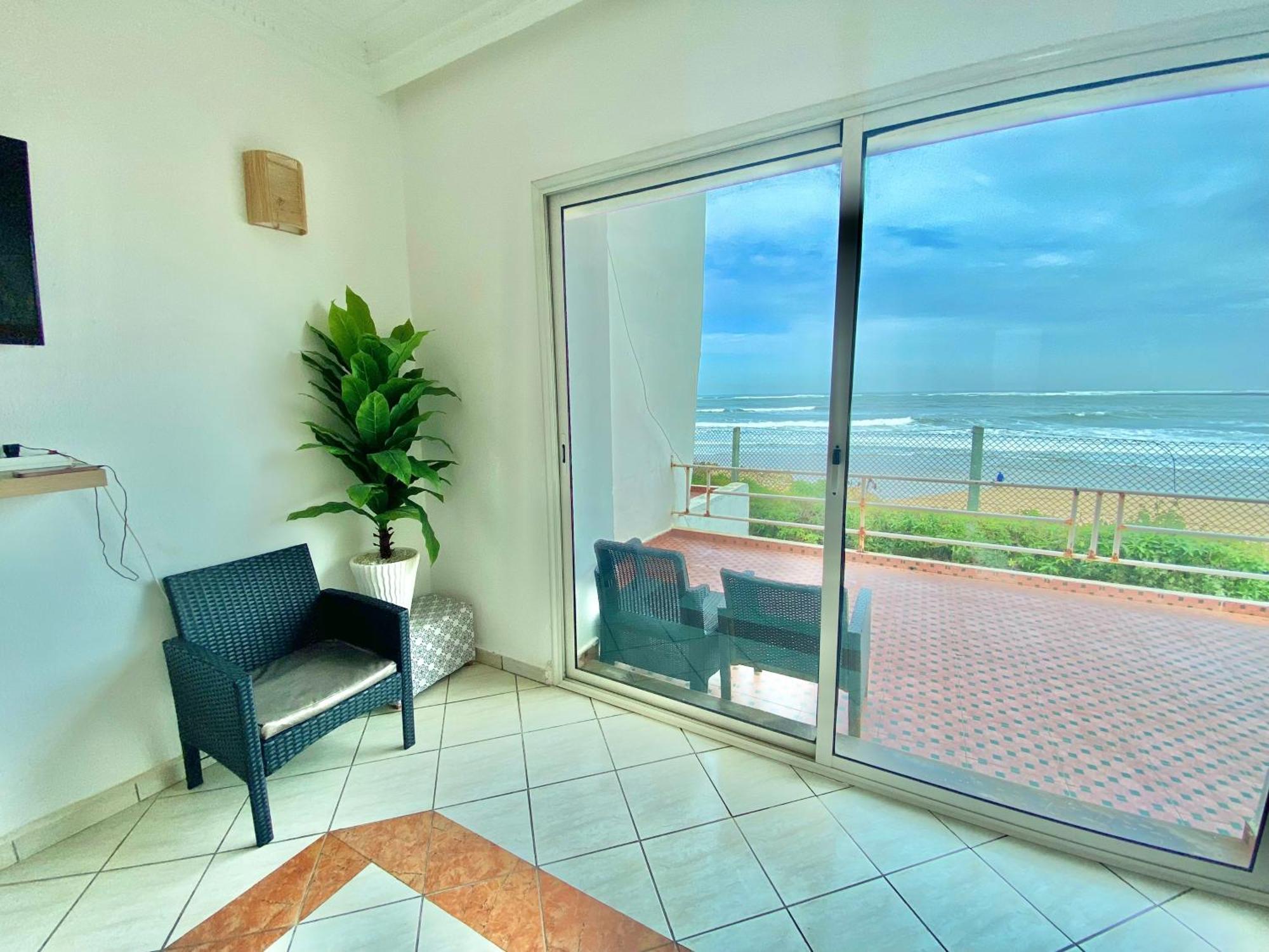 Splendid Beachfront Villa In Sidi Bouzid Beach With Pool Douar Ourlali Exterior photo
