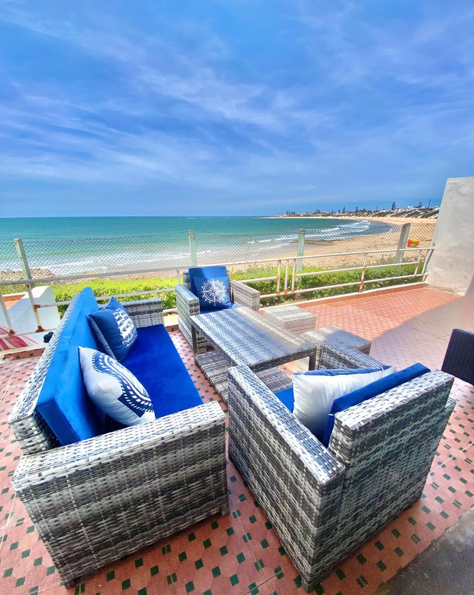 Splendid Beachfront Villa In Sidi Bouzid Beach With Pool Douar Ourlali Exterior photo